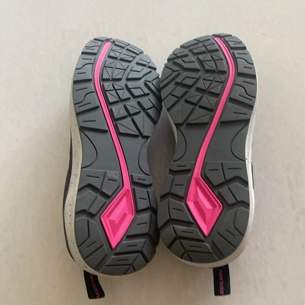 New Balance Logic Comp Toe EH PR SR Women's Gray and Pink Safety Shoes Size 7.5